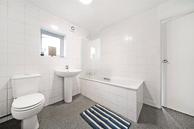 Hatchard Road, London, N19