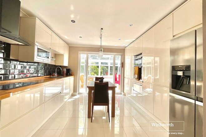 Pinewood Road, Christchurch, BH23