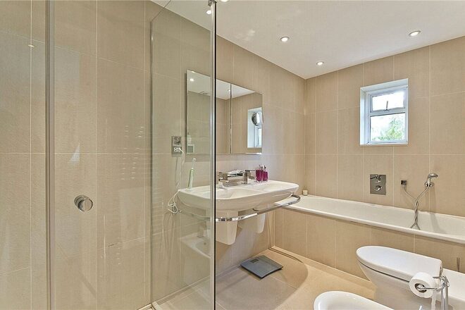 The Paddocks, Weybridge, KT13