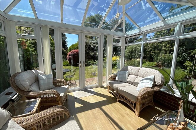 Island View Avenue, Dorset, BH23