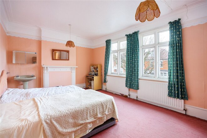 Castello Avenue, London, SW15