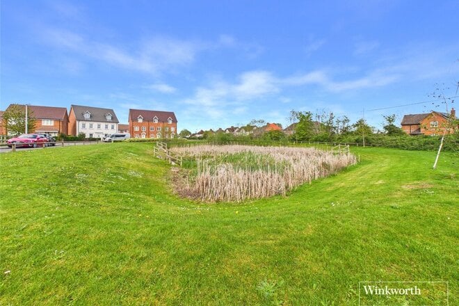 Lailey Path, Shinfield, RG2