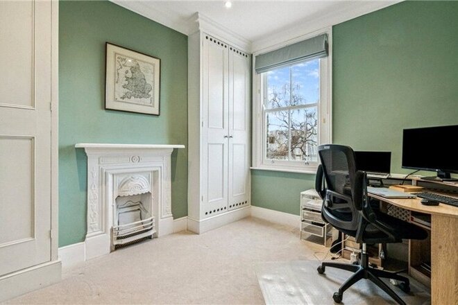 Buxton Road, London, SW14