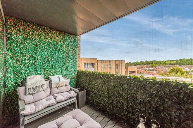 Bromley Road, London, SE6