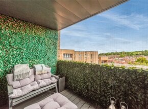 Bromley Road, London, SE6