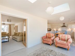 Riley Walk, Stratford-upon-Avon, CV37