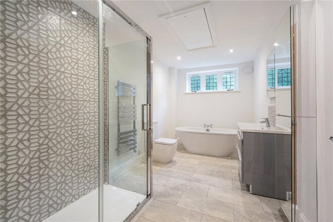 New Place, Sunningdale, SL5