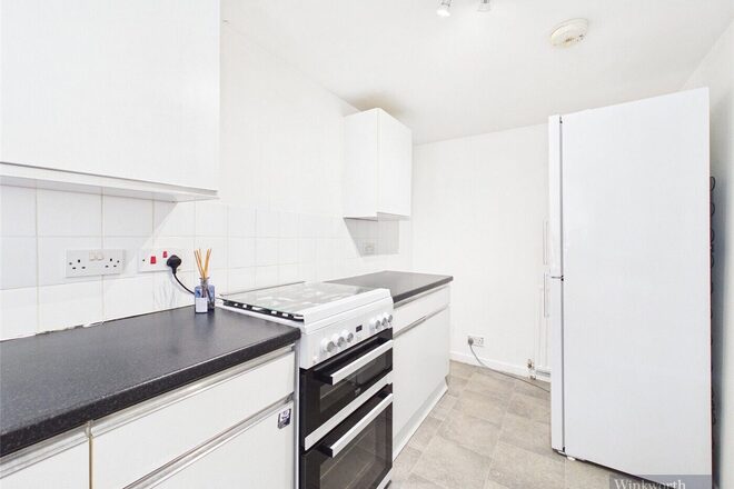 Brighton Road, Surbiton, KT6