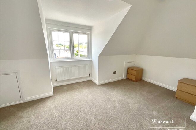 Somerford Avenue, Dorset, BH23