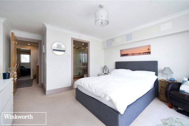 Merton Court, Brighton Marina, BN2