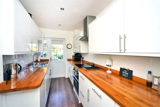 Chipstead Way, Surrey, SM7