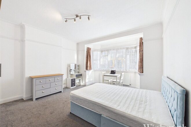 Culmington Road, London, W13