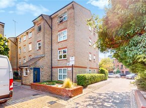 Weavers Way, London, NW1