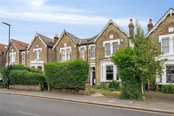 Greyhound Lane, London, SW16