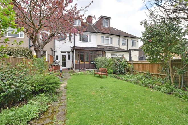Horncastle Road, Lee, SE12