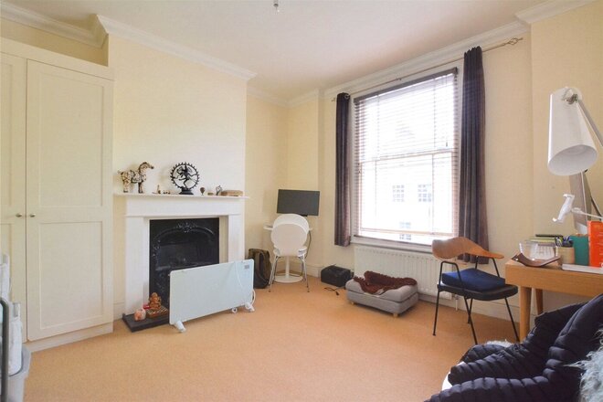 Eton Grove, Lewisham, SE13