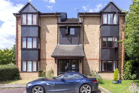 Beaulieu Place, Ealing, W4