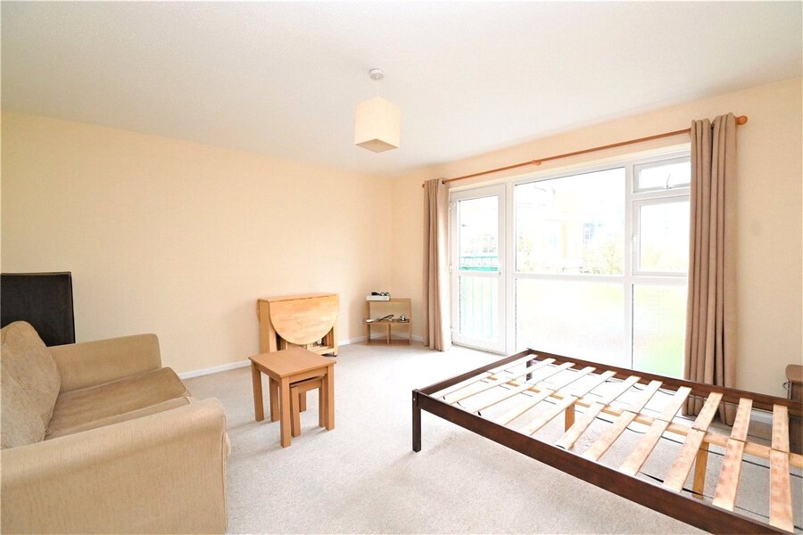 Bed/Sitting Room