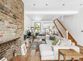 Asplins Road, Tottenham, N17
