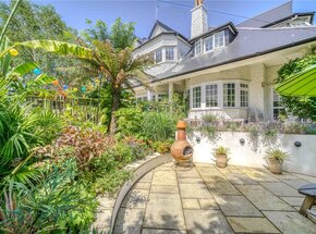 Sandecotes Road, Poole, BH14