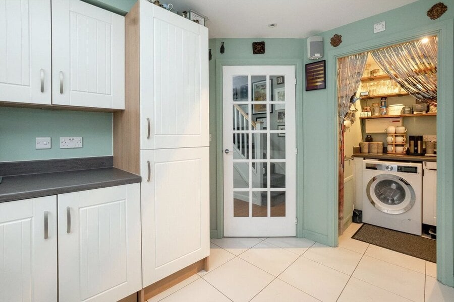 Kitchen To Utility R