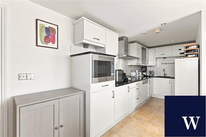 Kingsway, London, N12