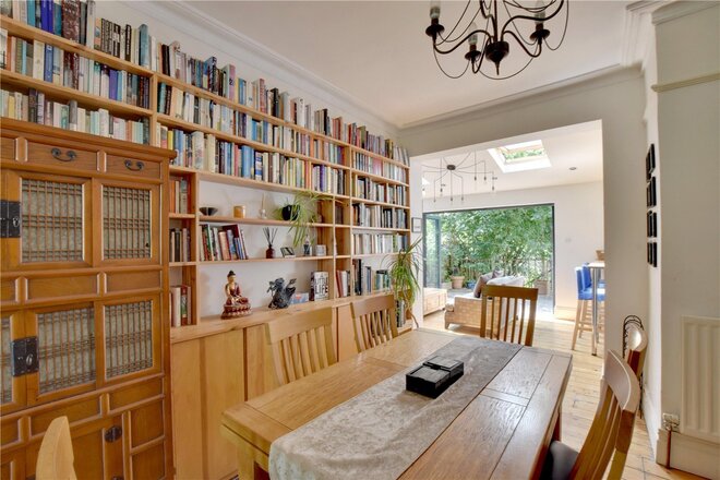 Lansdowne Lane, Charlton, SE7