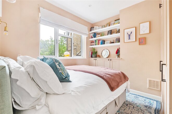 Santos Road, Putney, SW18