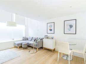 Severn Court, London, E14