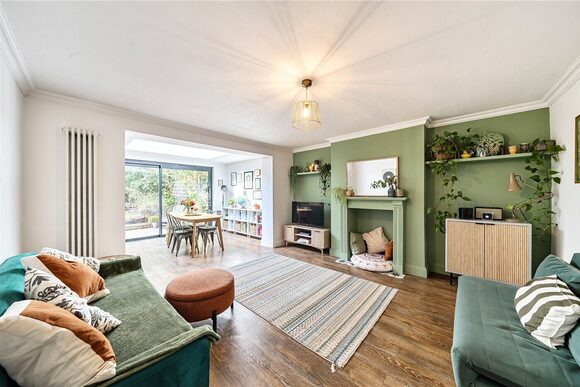Versailles Road, London, SE20