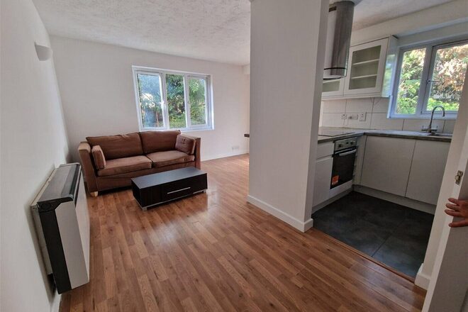 Henley Drive, London, SE1