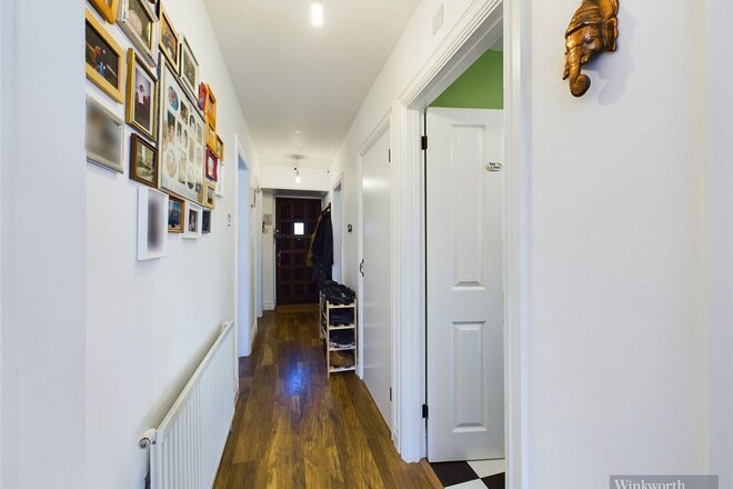 Bridge Court, Surbiton, KT5