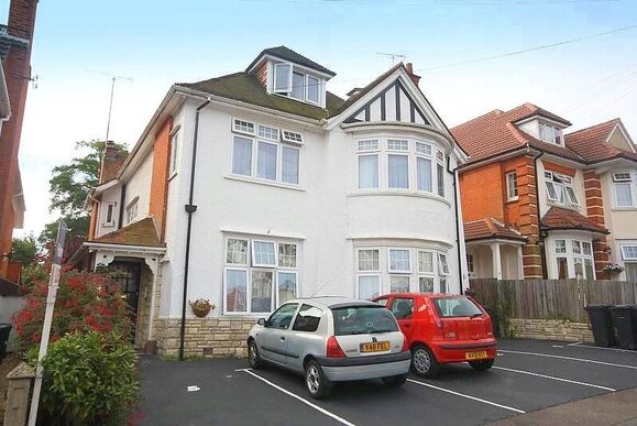 Rosemount Road, Dorset, BH4