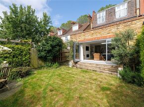 Daisy Lane, London, SW6