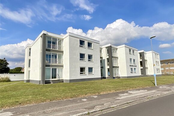 Wharncliffe Road, Dorset, BH23
