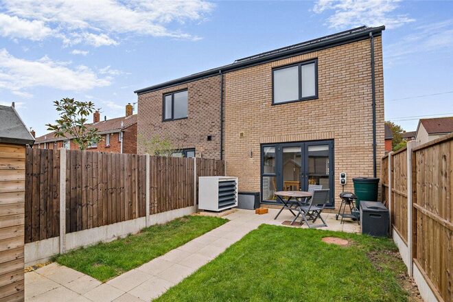 32 Crome Road, Bristol, BS7