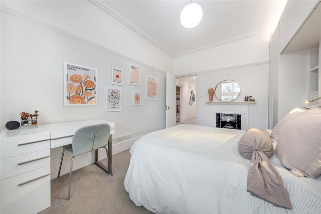 Lyncroft Mansions, London, NW6