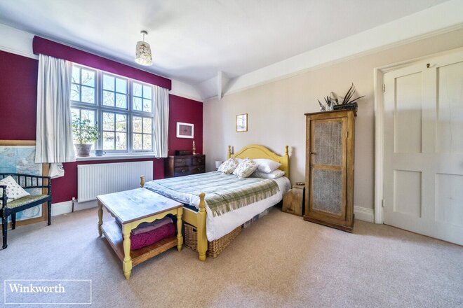 Cliddesden Road, Hampshire, RG21