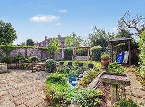 St. Annes Close, Suffolk, NR34