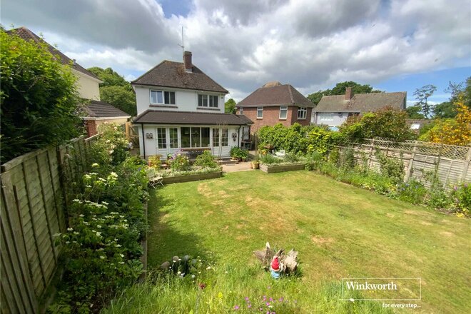Shelley Close, Dorset, BH23