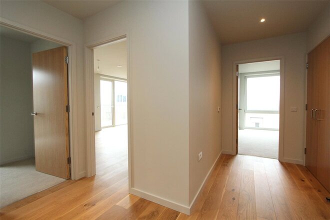 Boaters Avenue, Brentford, TW8