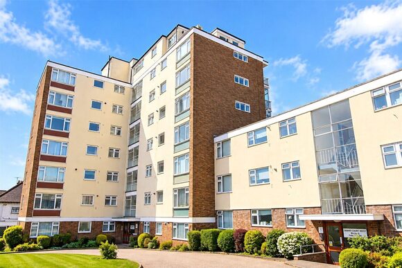Grand Court West, Leigh-on-Sea, SS9