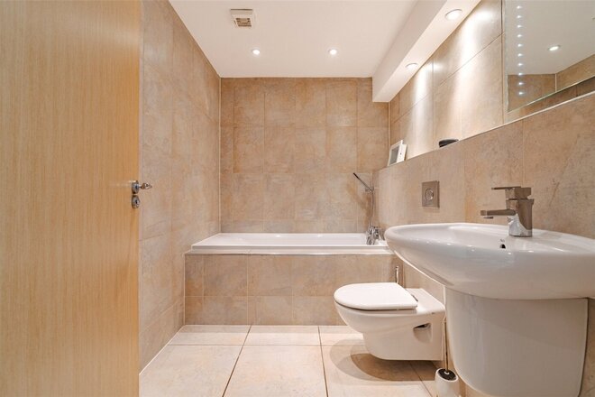 Corfe View Road, Wimborne, BH21