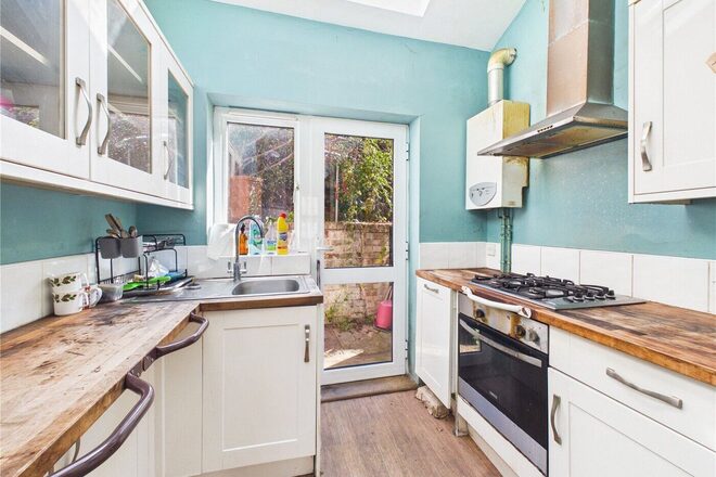 Radford Road, Devon, EX2