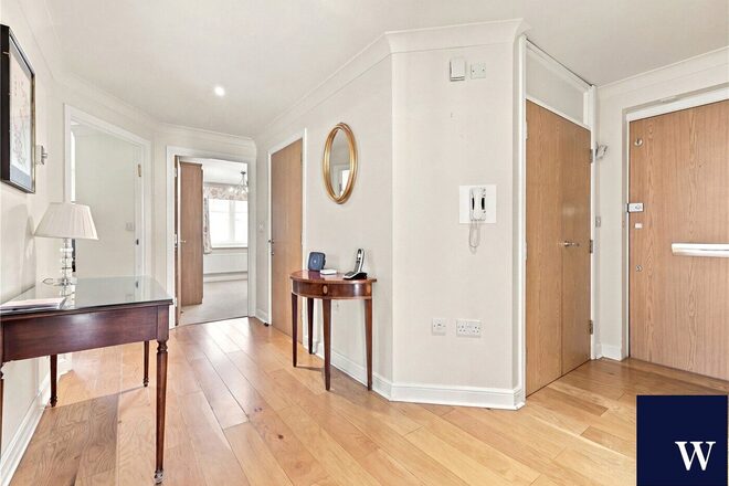 Hendon Lane, Finchley, N3