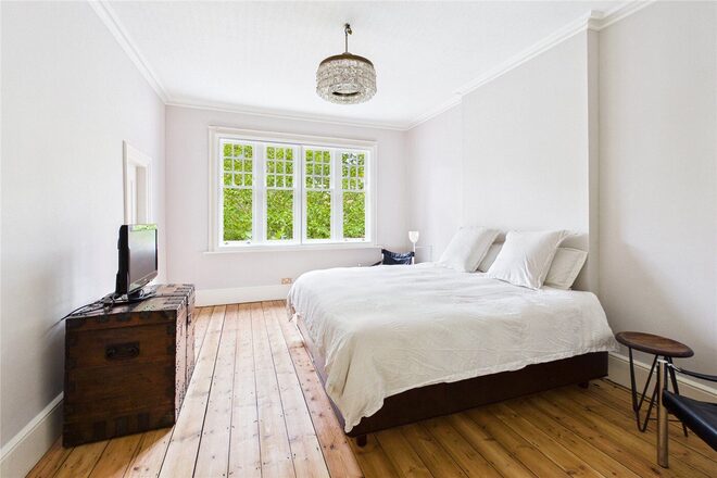 Ambleside Avenue, London, SW16