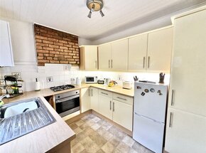 Archway Road, Poole, BH14
