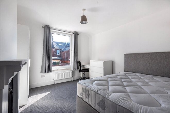 Polsloe Road, Devon, EX1