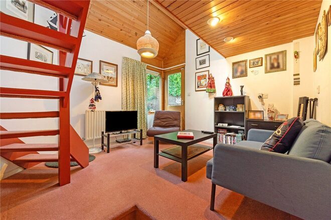 Sleepers Hill, Hampshire, SO22