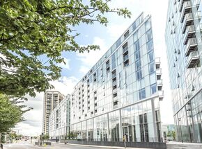 Cavatina Point, London, SE8